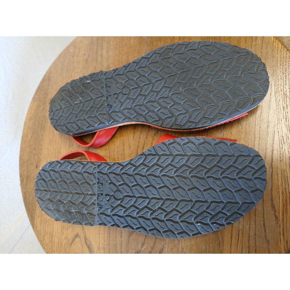 Wetis red leather sandal meorcan flats EU 39 flaw NEW - Picture 2 of 5